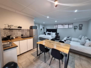 Seasons Inn Self-catering guesthouse